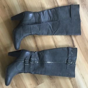 Just Fab Grey boots! Size 10W